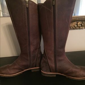 Ahnu waterproof leather boots